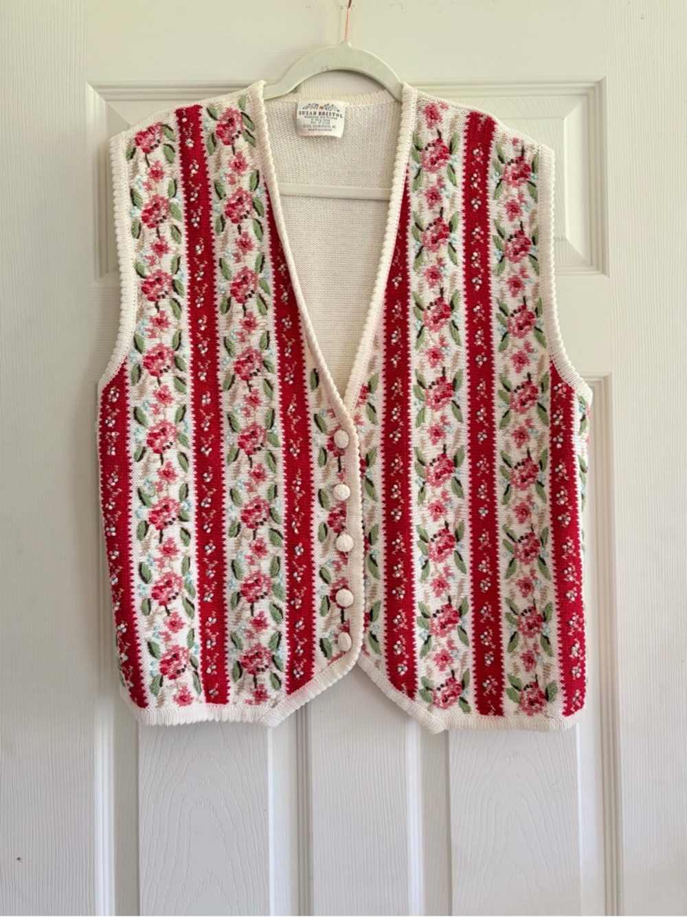 Vintage Susan Bristol Floral Embroiderer Knit Button Vest in Red and Cream